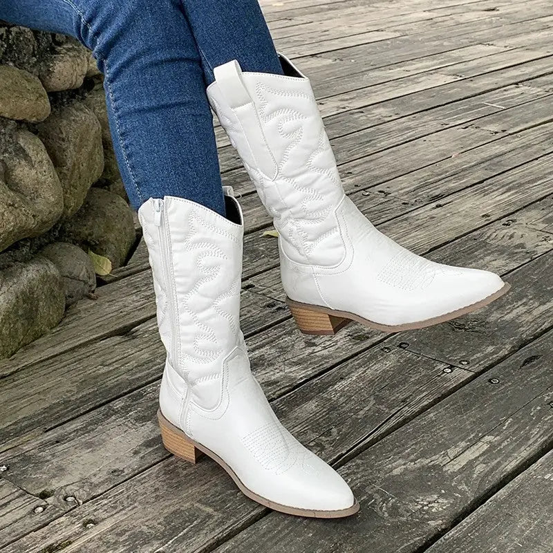 Geneva – Elegant Metallic Cowboy Boots for Women with a Modern Western Look